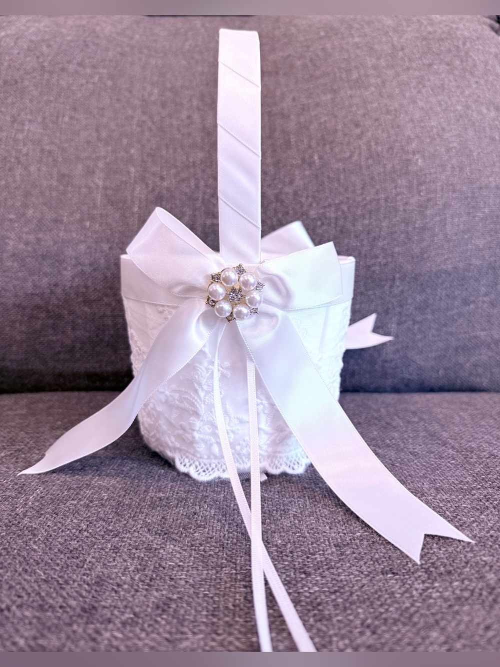 #New Flower Girl Basket With Rhinestone